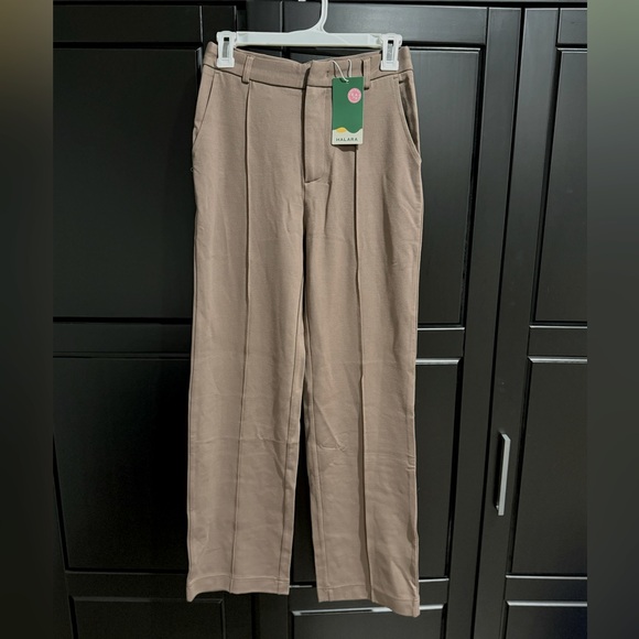 HALARA Pants - NWT Halara Flex brown work pants trouser